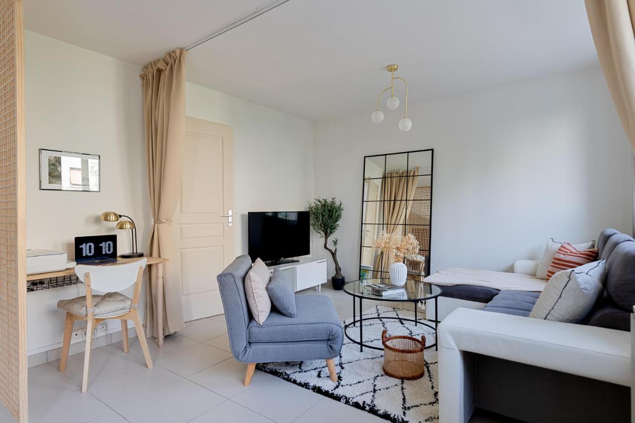 Appartement Spacieux 1 Chambre Parking Gratuit Valence  Exteriér fotografie