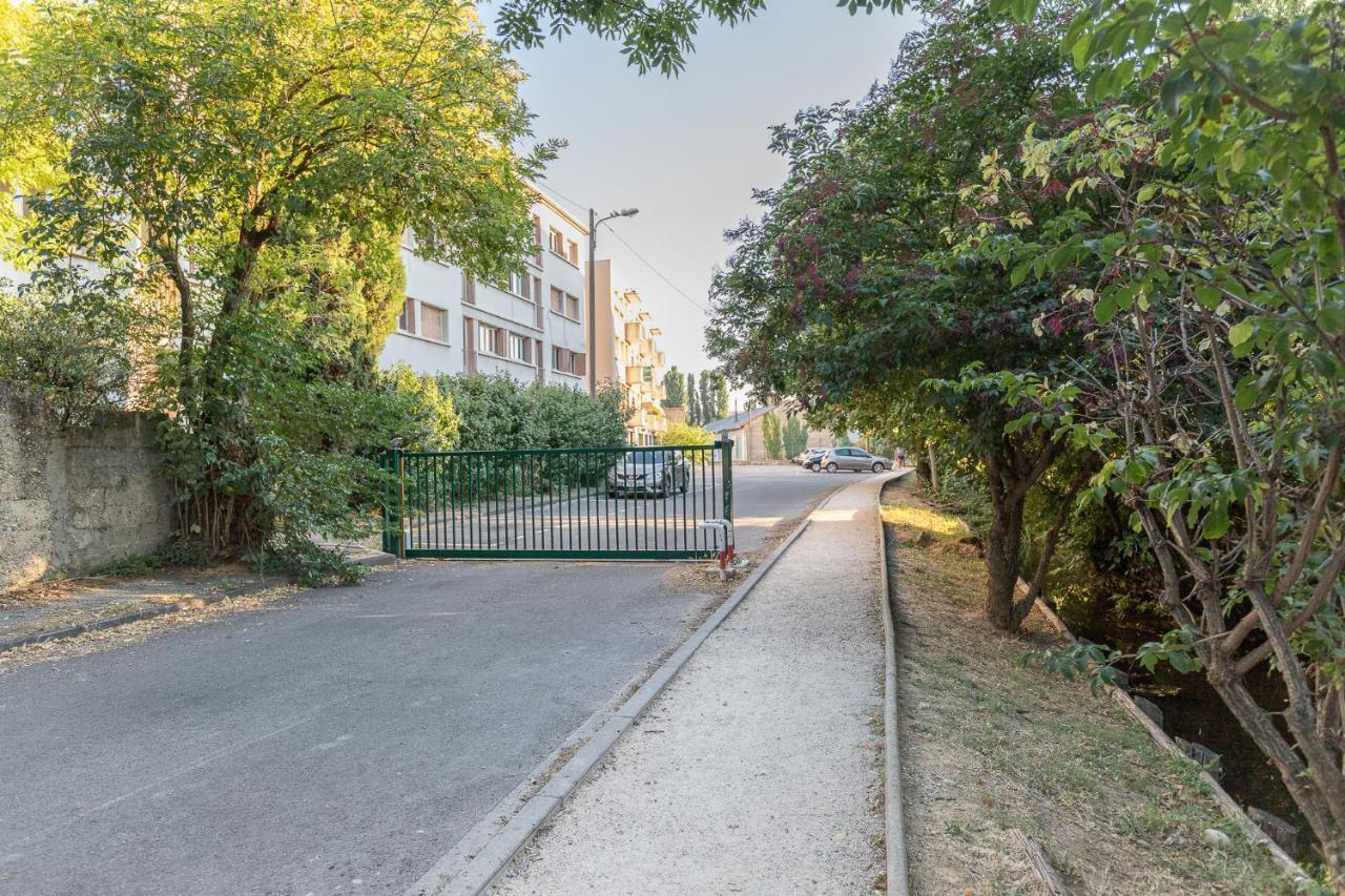Appartement Spacieux 1 Chambre Parking Gratuit Valence  Exteriér fotografie
